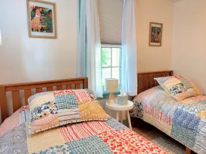The Little Red Cottage near State College - Image 2