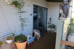Ovenden Lodge Guesthouse - Image 4
