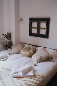Vista Studio Brasov in the Heart of the Old City Center - Image 3