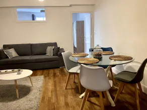 Saint Florentin Apartment - Image 2