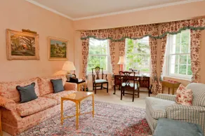 The Old Rectory at Hartwell House - Image 3