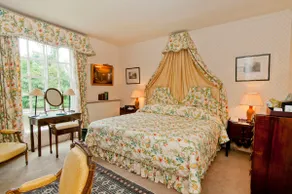 The Old Rectory at Hartwell House - Image 5