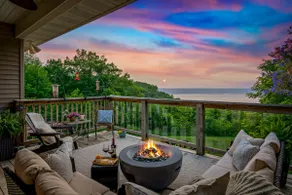 Gathering Waters: Stunning River Views - Image 4