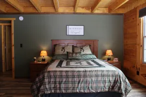 Darby's Cabin in the Woods - Image 4