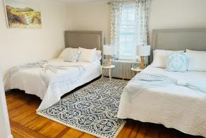 The Charming Apartment 10 min to Newport Beaches - Image 3