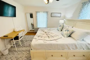 The Charming Apartment 10 min to Newport Beaches - Image 2