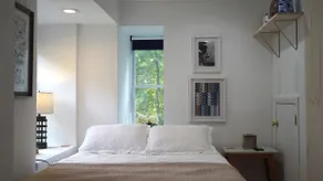 Peaceful lake and woodland retreat - Image 5