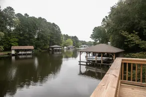 Huge Lake Gaston Waterfront • New Reno • 22 Guests - Image 2