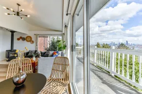 Panoramic City&Mt. View Retreat - Image 4