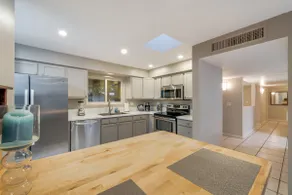 Golf, 4 BR 3 BA, Guest Suite, Fenced, East - Image 3