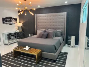 Casa Mondrian MIA - Resort Style Home Near Beaches - Image 5