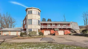Clarks Summit Gem w/ Private Yard & Parking - Image 2