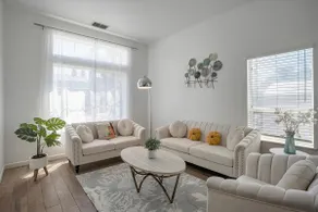 Peaceful Lux Retreat in ElkGrove - Image 2