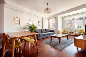 Cihangir, 2 Bedroom, central and peaceful - Image 2
