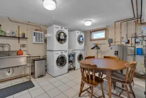 Absolutely Gorgeous 3 Bedroom Close to Boston - Image 4