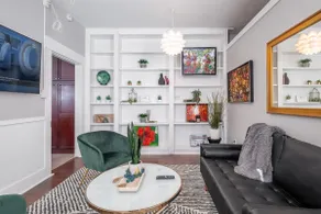 Walkable Historic Home (FREE Bikes to use) - Image 3