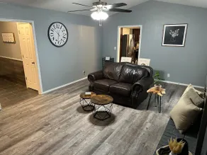 NEW 3BR/2BA West Enid weekly/monthly discounts - Image 5