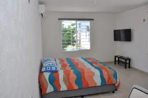 3 bedrooms, poolside, 12 minutes from the Mayan train - Image 4