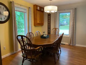 Gleaming Family Friendly Vacation Home Near Beach - Image 3