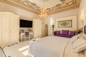 Luxury Apartment in Italy - Image 2