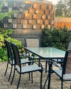 The Eversley Vines Guesthouse - Image 5