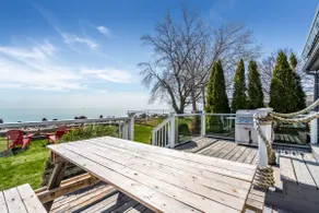 Lakefront Family Getaway-beach nearby - Image 2