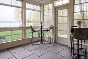 Large Private Lakefront Home *Dogs Ok - Image 5