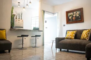 Centrally located home in VHSA - Image 4