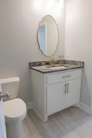 The Hannah Suite A | King Bed | Near Redstone - Image 4