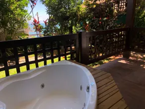 1. Ape Jacuzzi and Partial Sea View - Bombinhas/SC - Image 2