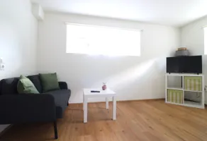 Great apartment with parking (Top 8)! - Image 4