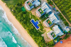 Blue Sails Nilaveli《 Beach, Pool, Kitchen & Grdn 》 - Image 2