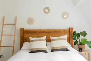 Country townhouse w/King Bed 3mins from train - Image 4