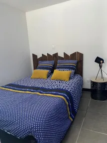 Charming private 2-bedroom - Image 5