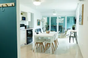 Beachfront Family Stay · AC All Rooms · Remodeled - Image 2