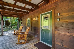 Bear cabin with Hot Tub - Image 5