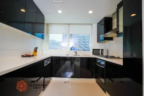 Fabulous 1BR apartment in Downtown Dubai - Image 4