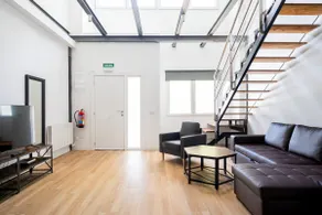 Street-level apartment in Embajadores - Image 3