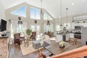 Vineyard Cottage in Wine Country with Hot Tub - Image 2