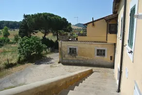 The Sambuco farmhouse - Image 2