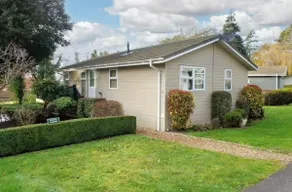 Waterside Lodge, Weybourne, Holt - Image 2