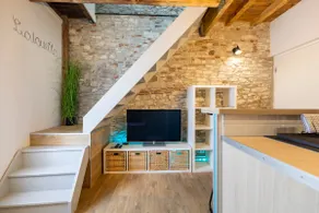 L'alouette | Air-conditioned Duplex, City Center - Image 4