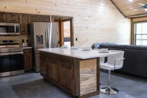 The NEW Luna Lodge in Broken Bow - Image 4