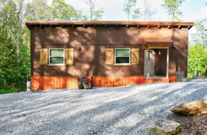 Gold Rush Cabin pet friendly, w/ Hot Tub near RRG - Image 3