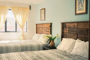 Akoko | Downtown apartment with kitchen and self check-in - Image 2