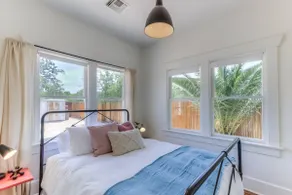 Remodeled Gem 5 minutes to UA - Image 3