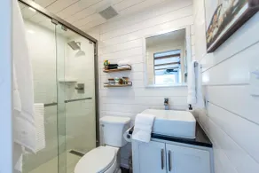 New Endless Sunsets-Container Home - Image 4