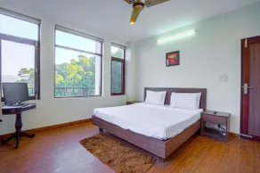 Kingfisher 3BHK Villa: Kitchen+ BonFire+ Cook+AC - Image 3