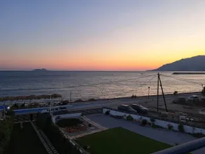 Alkioni Suites - beachfront, with mountain view - Image 5
