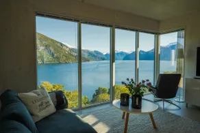 Fjord View Apartment - Image 2